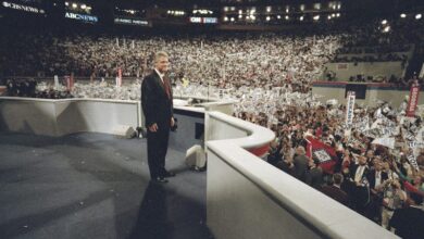 Photo of Bill Clinton is a lion in winter addressing his 12th Democratic convention