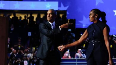 Photo of Obamas electrify Democrats at Chicago convention