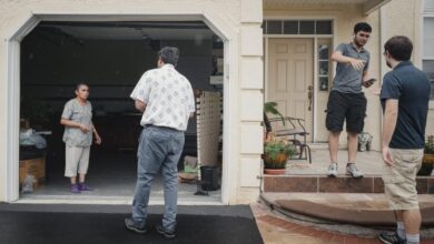 Photo of Indian Americans conflicted about Kamala Harris pose campaign challenge