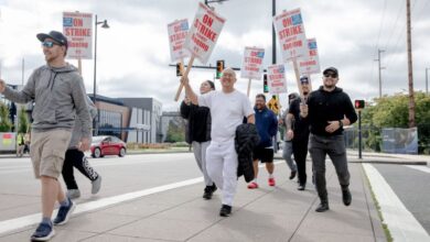 Photo of Boeing starts furloughing tens of thousands of employees amid machinist strike