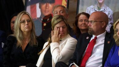 Photo of How grieving military families became a pro-Trump force with GOP operative’s help