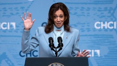 Photo of Harris team ‘not aware’ of stolen Trump docs sent ‘directly’ to Biden camp