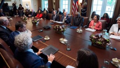 Photo of White House Cabinet officials rally around Biden despite backlash over his wife taking control of meeting