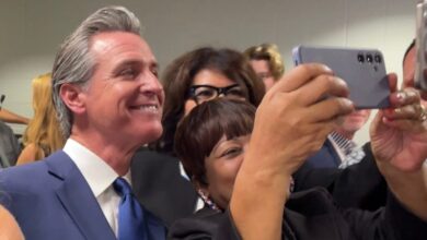 Photo of Back on the trail: Top Biden surrogate Newsom now campaigning for Harris