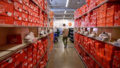 Photo of Consumers choose their favorite retailers ahead of the holidays: Nike, Kohl’s top the list