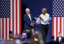 Photo of Obama rallies with Walz in Wisconsin: ‘America is ready to turn the page’