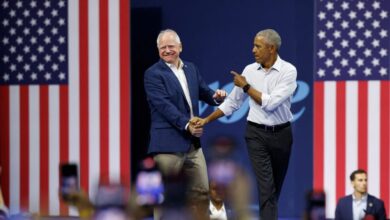 Photo of Obama rallies with Walz in Wisconsin: ‘America is ready to turn the page’