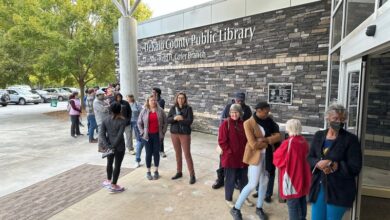 Photo of Georgia smashes first-day early voting record; no signs of slowing Wednesday