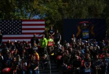 Photo of Harris and Trump fight for an edge with working-class voters in Michigan