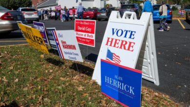 Photo of North Carolina breaks turnout record on first day of early voting