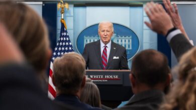 Photo of In surprise visit with reporters, Biden shares concerns about election violence