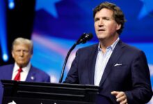 Photo of Tucker Carlson says father Trump will give ‘spanking’ at rowdy Georgia rally