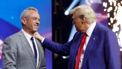 Photo of RFK Jr indicates Trump ‘promised’ him ‘control’ over ‘public health agencies’