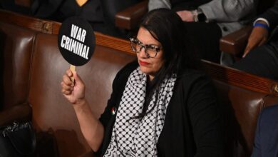 Photo of Rashida Tlaib refuses to endorse Kamala Harris as Gaza war takes toll on Dem voter base