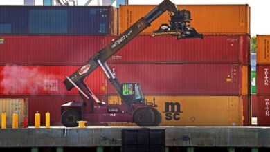 Photo of Dockworkers union, port companies reach tentative 6-year deal