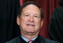 Photo of Justice Alito says he spoke with Trump about former clerk before hush-money filing to high court