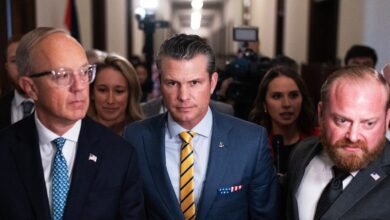 Photo of Pete Hegseth confirmed to lead Pentagon after VP Vance casts tie-breaking vote