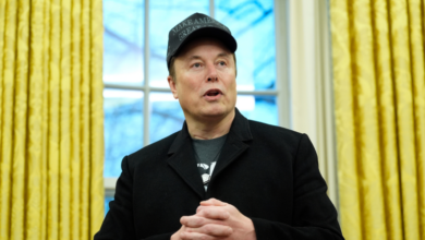 Photo of Elon Musk says ‘bar is very low’ after ordering federal employees to fill out productivity reports or resign