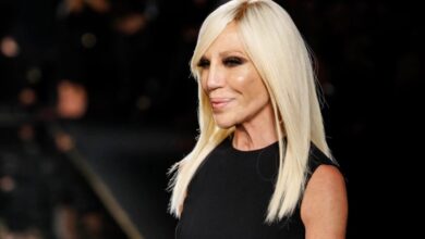 Photo of Donatella Versace steps down as head of Italian fashion house