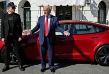 Photo of FLASHBACK: Biden also paraded electric vehicles at the White House when he drove a Jeep Wrangler in 2021